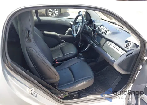 2013 Smart Fortwo Passion/Pure из США, поврежденный, VIN WMEEJ3BA8DK605597